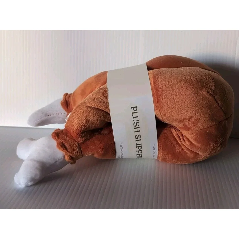 TARGET TURKEY DRUMSTICK PLUSH SLIPPERS - YOUTH XS/S - 11 T-1Y - KIDS